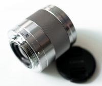 объектив Sony E 50mm f / 1.8 OSS напрокат